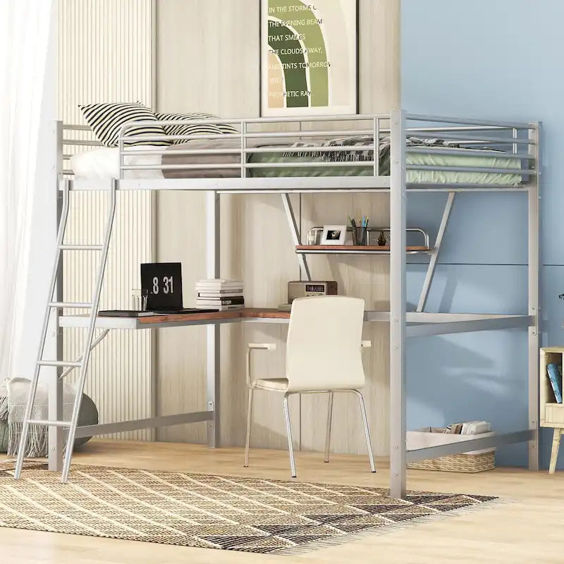 Lit mezzanine en métal avec bureau intégré, étagère et garde-corps pleine longueur